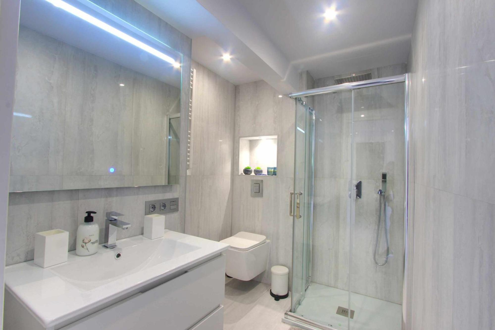 1108 Beachfront 2 With Roofterrace 80mtrgt 3 Pools Marbellac